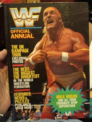 LIBROS WWE