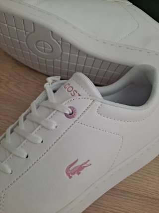 Zapatillas Lacoste Blancas con Logo Rosa
