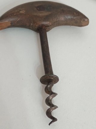 Tirabusciò vintage in legno e metallo