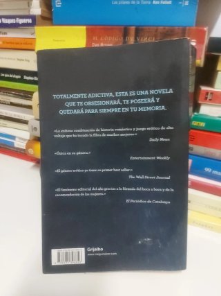 Cincuenta sombras más oscuras