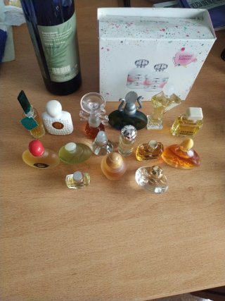 Miniature di Profumi Collezione Varia