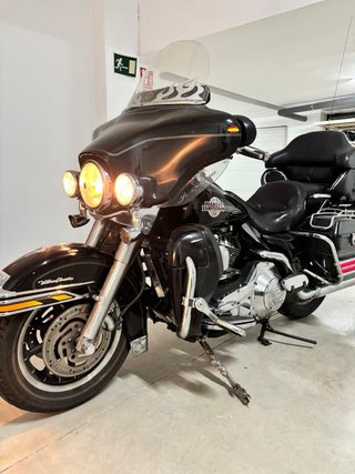 Harley Davidson Ultra Classic Negra