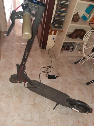 Patinete Eléctrico Xiaomi Lite 3  Cin rueda pincha