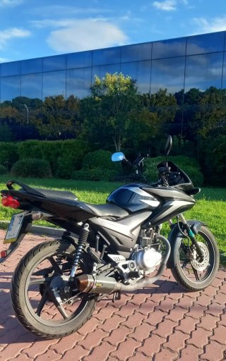 Honda CBF 125 Negra