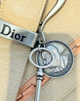 Bolso Dior by Galiano, muy buen estado certificado