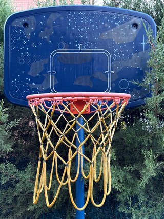 Canasta de baloncesto azul