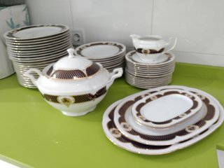 Vajilla Vintage Porcelana Azul cobalto y Blanco