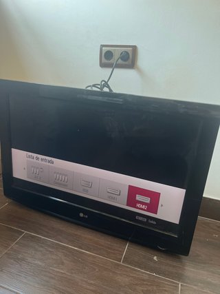 Televisor LG Negro SIN PIE