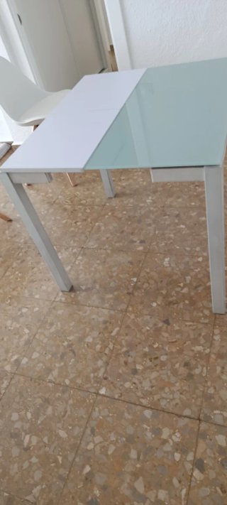 Mesa de cocina extensible cristal y metal