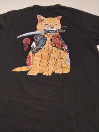 Camiseta negra con estampado japonés Talla M