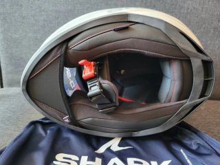 Casco de moto Shark Talla M