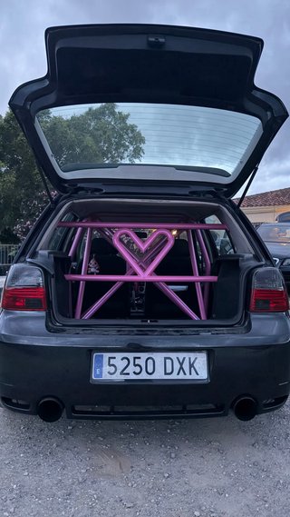 Volkswagen Golf 2000