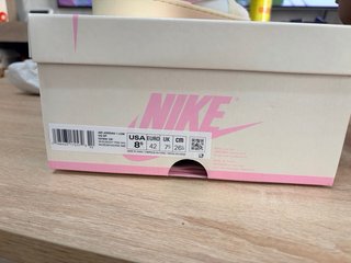 Air Jordan 1 Travis Scott Beige/Rosa