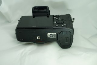 Cámara Sony Alpha 7 II + Accesorios