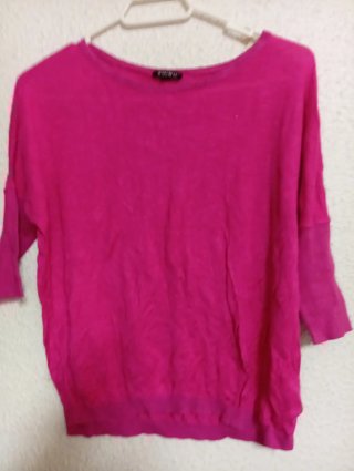 Blusa Yangas y Stradivarius Mariposa elige talla