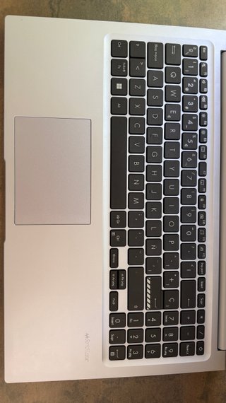 ASUS Vivobook 15,6" i7 12a Gen 16GB RAM, 512GB SSD