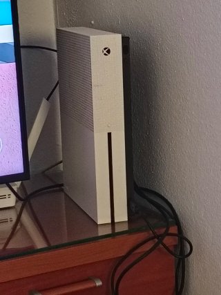 Xbox One S Blanca