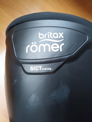 Silla coche Britax Römer negra