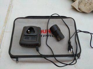 Bateria li-ion 12v 2Ah con cargador