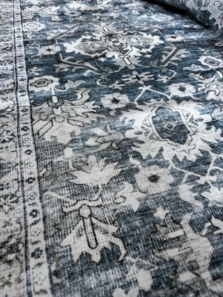 Alfombra azul y gris nueva