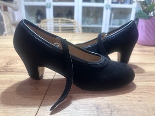 Zapatos Sevillanas Ante Negro Talla 39