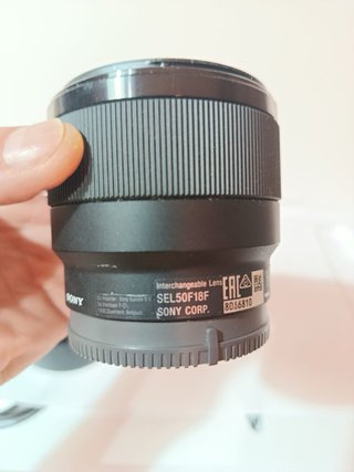 Sony FE 50mm f/1.8 Objetivo