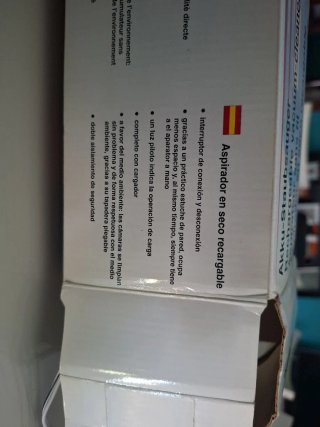 Aspirador de coche recargable