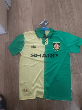 Camiseta Cantona 7 Umbro Verde/Amarillo 92-93