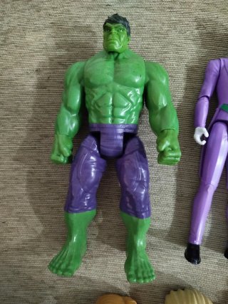 Figuras Marvel y DC