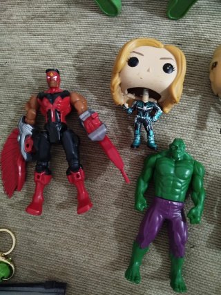 Figuras Marvel y DC