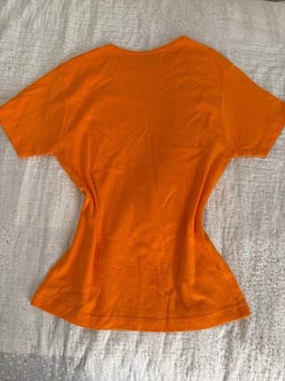 Camiseta naranja de manga corta twotwins