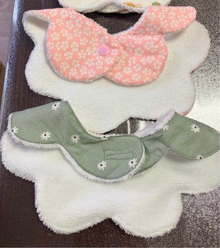 Baberos Bebé Artesanales Flores Algodón