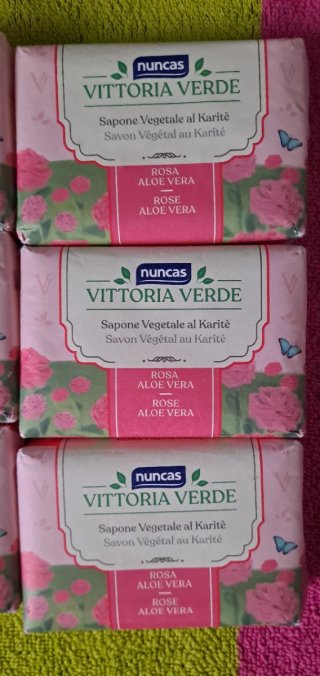 Jabones aroma rosas