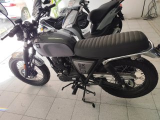 Moto Brixton Cromwell 125 (2019)