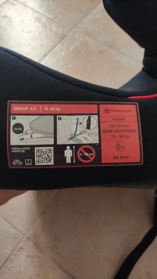 Alzador coche niños isofix