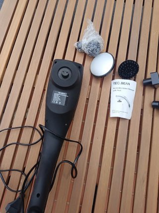 Masajeador eléctrico con cabezales
