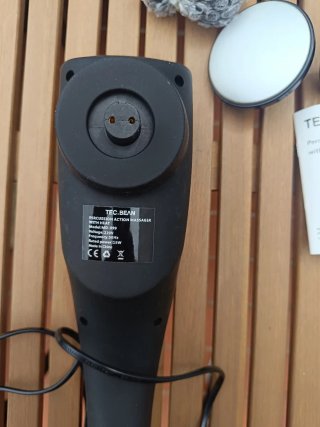 Masajeador eléctrico con cabezales