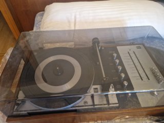 Tocadiscos Dual EF-14 Plata y Marrón