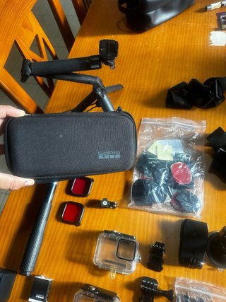 GoPro 11 Black + Accesorios