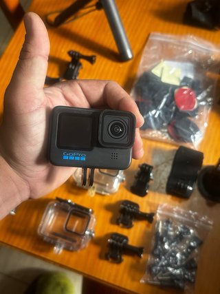 GoPro 11 Black + Accesorios