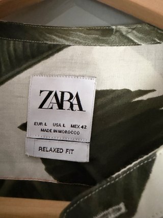 Camisa Zara Estampada Hojas Verde y Blanca