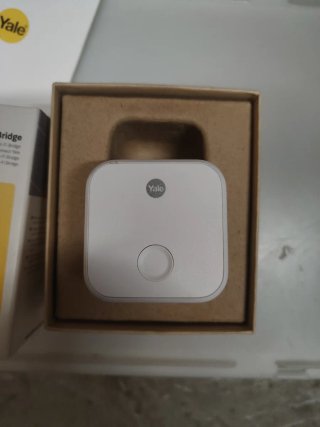 Yale Connect Wi-Fi Bridge