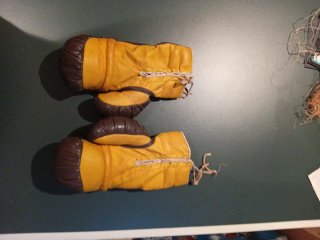Guantes de boxeo vintage, antiguos