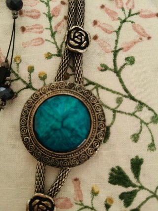 Gargantilla y pulsera conjunto