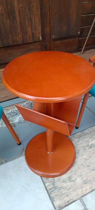 Juego 2 Sillas y Mesa Revistero Vintage