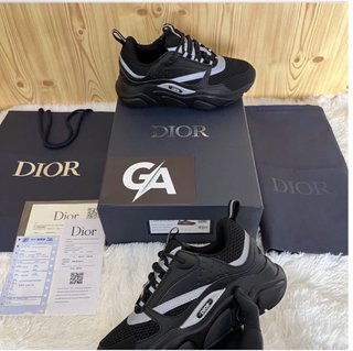 Zapatillas Dior Negras  (precio negociable)