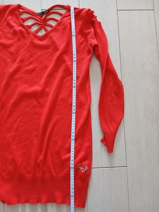 Abito rosso Liu Jo con scollo a V e dettagli incrociati