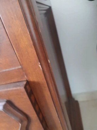 Cómoda de madera caoba maciza