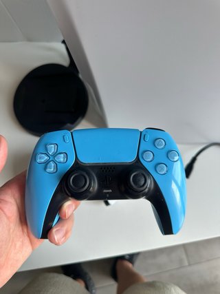 Consola Playstation 5 + 2 Mandos