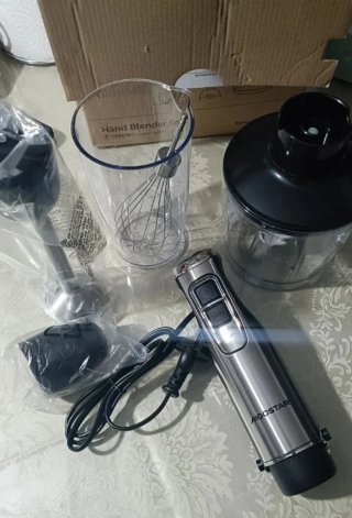Batidora eléctrica con accesorios